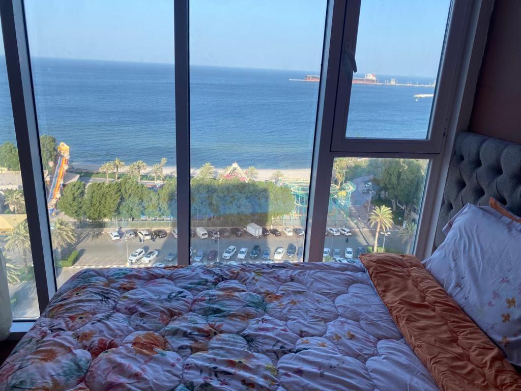 Gulf Blue Waves أمواج الخليج الزرقاء Hotel Kuwait City Exterior photo